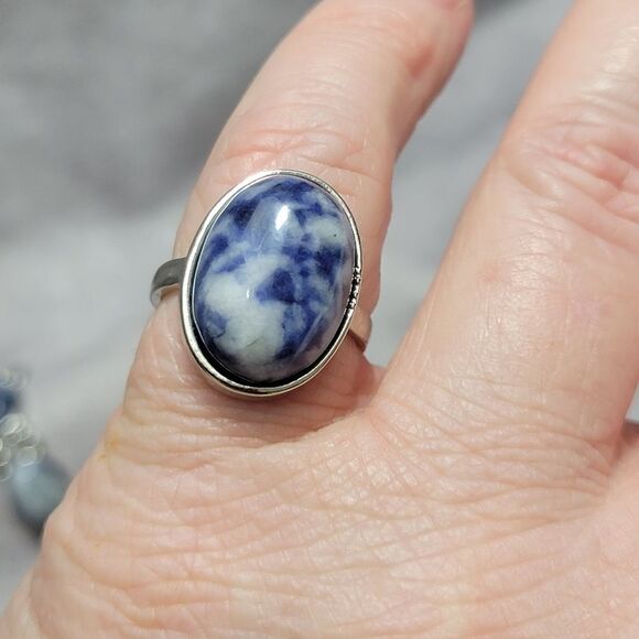 Sodalite Pendant Necklace, Bracelet, Earrings, and Ring - Picture 6 of 16